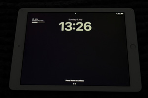 iPad 6th (2 foto / 5)