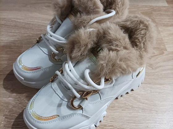 Детская обувь Guess