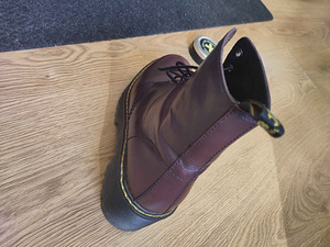 Dr Martens Shriver Hi S41, veinipunane (7 foto / 10)