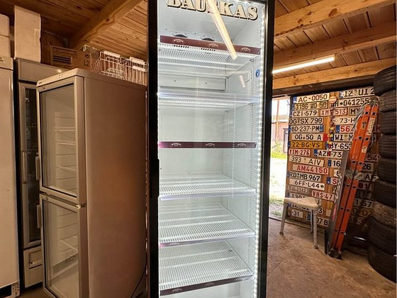 KLAASUKSEGA KÜLMKAPP