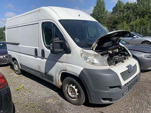 PEUGEOT BOXER (2 foto / 12)