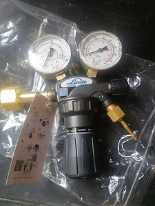 Müüa argooni/CO2 gaasiregulaator (1 foto / 1)
