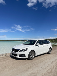 Peugeot 308 (1 фото из 11)