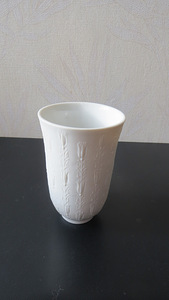Rosenthal Germany vaas. Biskviit, reljeef. 10 cm. (1 foto / 4)