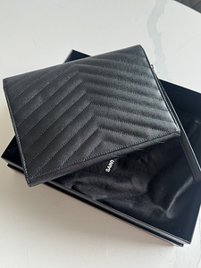 Saint Laurent сумка (2 фото из 4)
