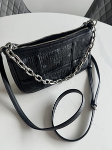 Сумка MCM Delmy (3 фото из 6)