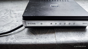 Müüa Wi-Fi ruuter D-Link DIR-615 (4 foto / 6)