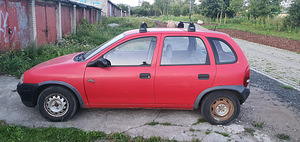 Opel Corsa 1.2i (2 фото из 3)