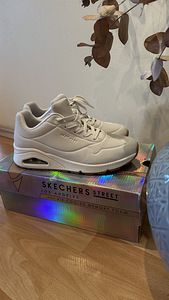 SKECHERS street tossud (1 foto / 3)