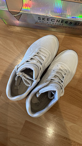 SKECHERS street tossud (3 foto / 3)