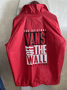 Куртка ветровка Vans (2 фото из 3)