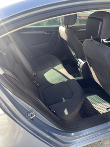 Volkswagen Passat 1.4 - 2013 (12 фото из 13)