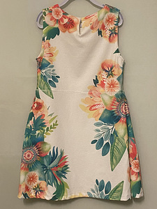 Платье ZARA 152 (2 фото из 3)