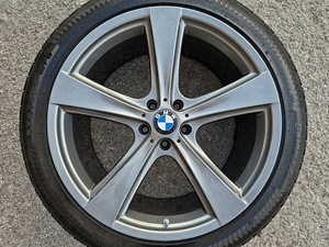 R21 Style128 BMW X5 X6 E70 F15 5x120 rehvidega - UUS (1 foto / 4)