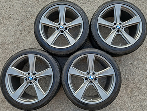 R21 Style128 BMW X5 X6 E70 F15 5x120 rehvidega - UUS (2 foto / 4)