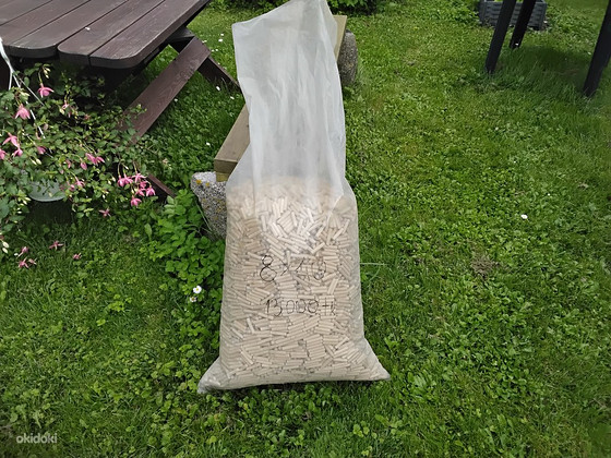 Деревянный дюбель 8X40