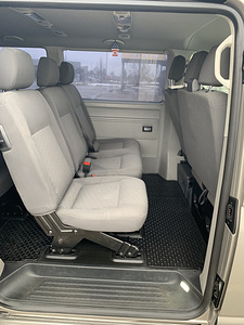Volkswagen Caravelle длинный (5 фото из 15)