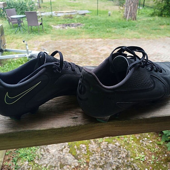 Футбольные бутсы Nike Tiempo размер 42