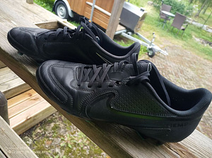 Nike Tiempo jalgpalli jalatsid nr.42 (4 foto / 8)