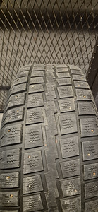 6×139.R16 TOYOTA HILUX SURF (4 foto / 4)