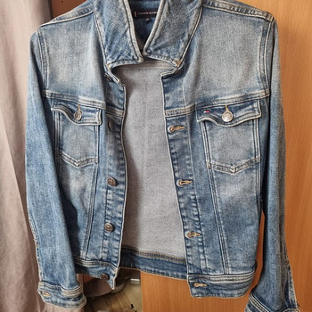 Müüa laste teksatagi Hilfiger