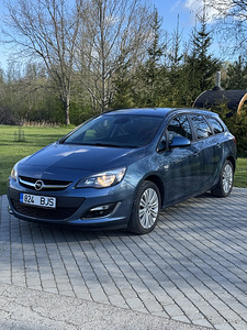 Opel Astra Sport Tourer 1,4 (3 foto / 8)