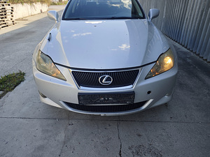 Lexus IS 220 2.2 D 130kW varuosadeks (2 foto / 6)