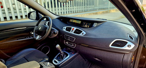 RENAULT MEGANE SCENIC XMOD (REG TASU MAKSTUD) (10 foto / 13)