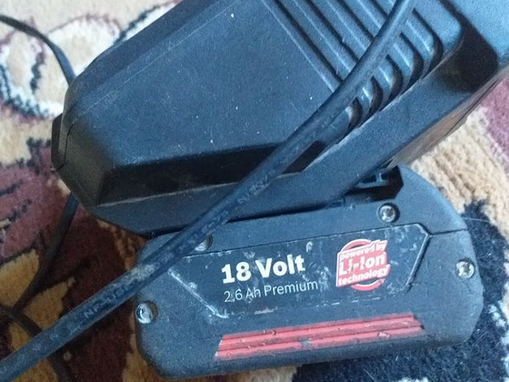 Продам аккумулятор Bosch 18v 2.6ah