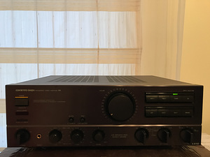 Võimendid Sony ES, Onkyo Integra, Denon, Marantz (2 foto / 9)