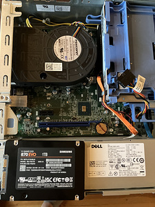 DELL OPTIPLEX 3050 (4 foto / 6)