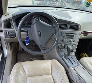 VOLVO S60 2,4 TURBO БЕНЗИН АВТОМАТ, ЗАПЧАСТИ (9 фото из 9)