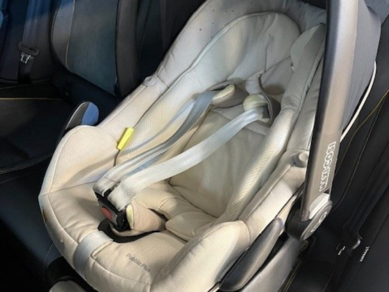 Автокресло Maxi-Cosi Pebble Plus
