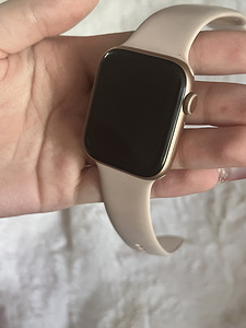 Apple Watch SE (4 foto / 5)