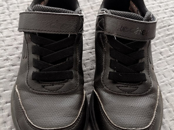 Laste Sketchers tossud