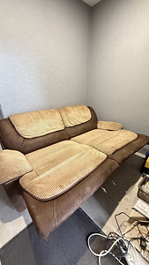 Продам диван (5 фото из 7)
