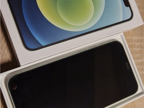 iPhone 12 256 Gb. Green. + Apple Watch SE Gold 40 mm.