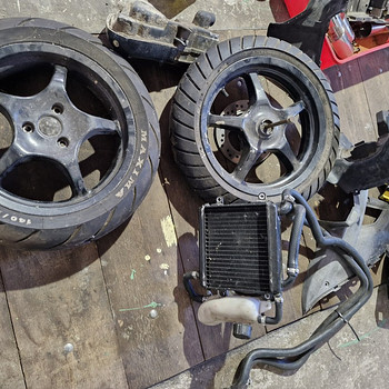 Запчасти для Minarelli горизонтального Yamaha Aerox и др.