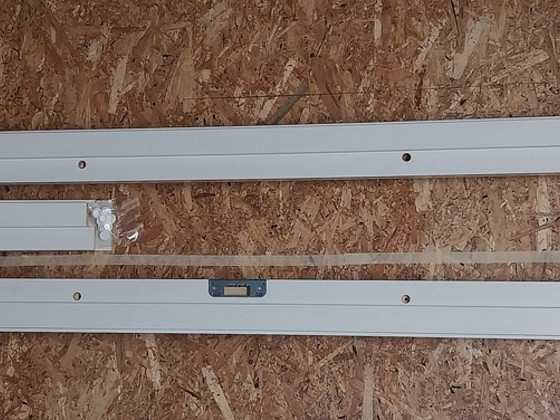 Ukselengi komplekt 7-8x21 valge
