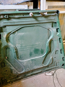 Land Rover Defender kapott avariiline (2 foto / 2)