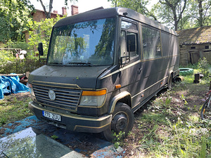 Фургон Mercedes-Benz Vario (3 фото из 4)
