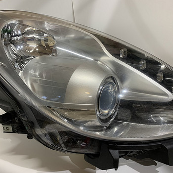Alfa Romeo Giulietta Bi-Xenon Esituli Parem (OEM)