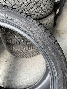 245/35/20 Nokian WR Snowproof lamellrehv 1tk (3 foto / 4)
