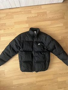 Nike пуховик зимняя куртка (1 фото из 4)