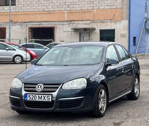 VOLKSWAGEN JETTA (1 foto / 8)
