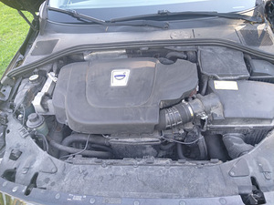Volvo (3 фото из 5)