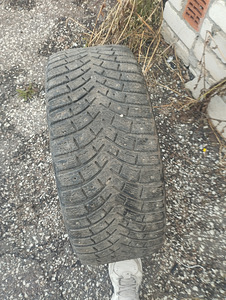 Müüa valuveljed naastrehvidega. (2 foto / 3)