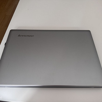 Ноутбук LENOVO I3-4030u 1.9GHz 4GB RAM 500GB HDD