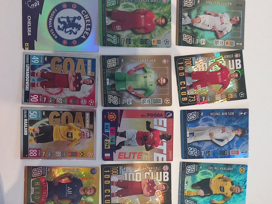 Football cards (Match Attax and Xl adrenalinym)