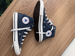 CONVERSE Детская обувь (2 фото из 4)
